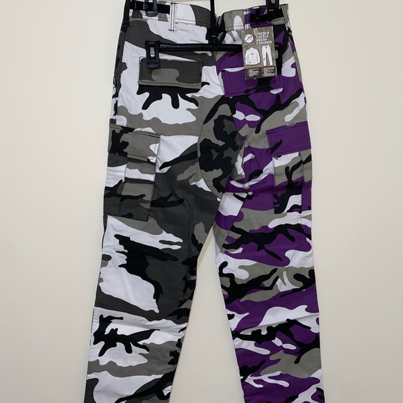Zumiez Two Color Cargo Pants - Picture 2 of 2